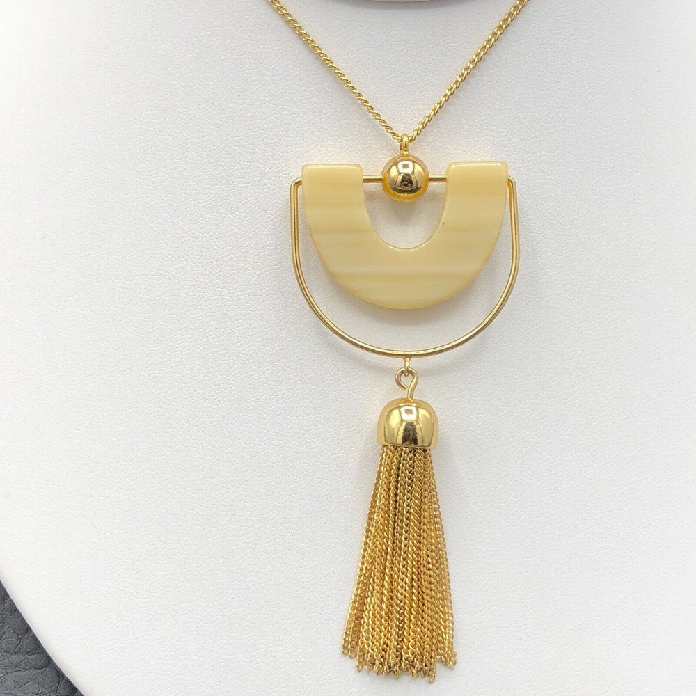 J Crew Pendant Necklace‎ Bead & Tassel Lucite Gold Tone Fringe Long Modern Chain - Picture 2 of 8